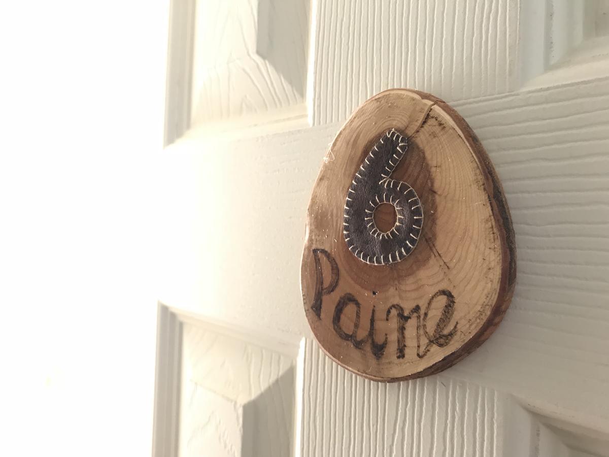 Hostal Los Pioneros Puerto Natales Zewnętrze zdjęcie