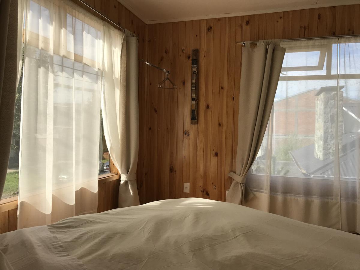 Hostal Los Pioneros Puerto Natales Zewnętrze zdjęcie